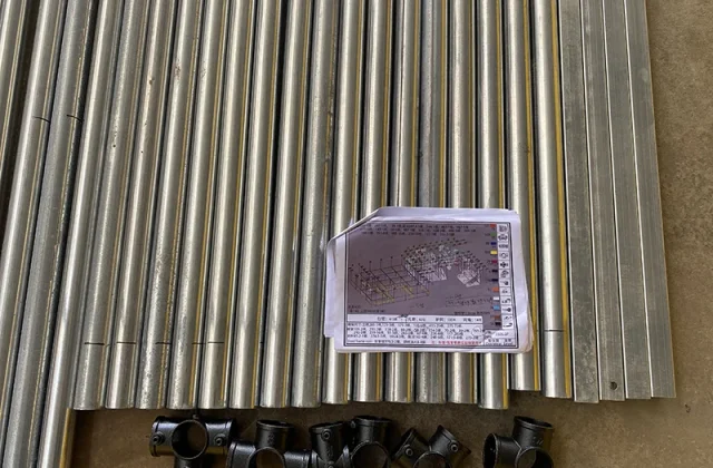 Installation materials organized according to indoor playground assembly drawings